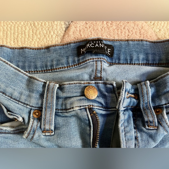 J Crew Mercantile Jeans - Women's Size 26 - Light Wash - Raw hem - Picture 2 of 16